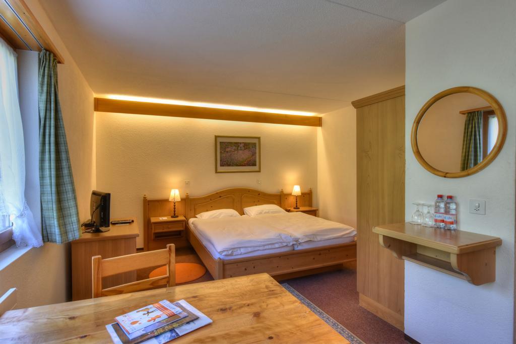 Hotel Roc Et Neige Chateau-d'Oex Luaran gambar