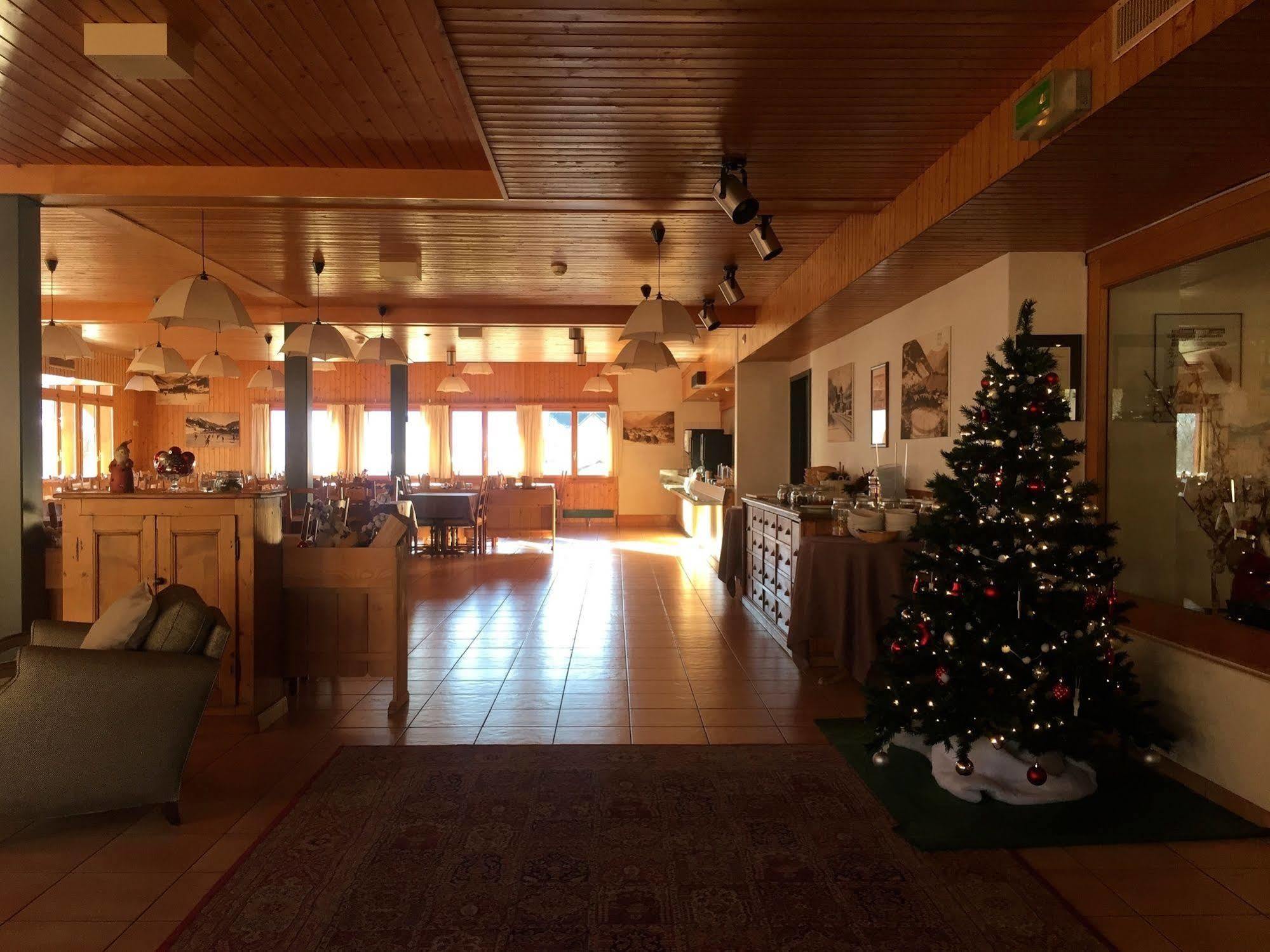 Hotel Roc Et Neige Chateau-d'Oex Luaran gambar