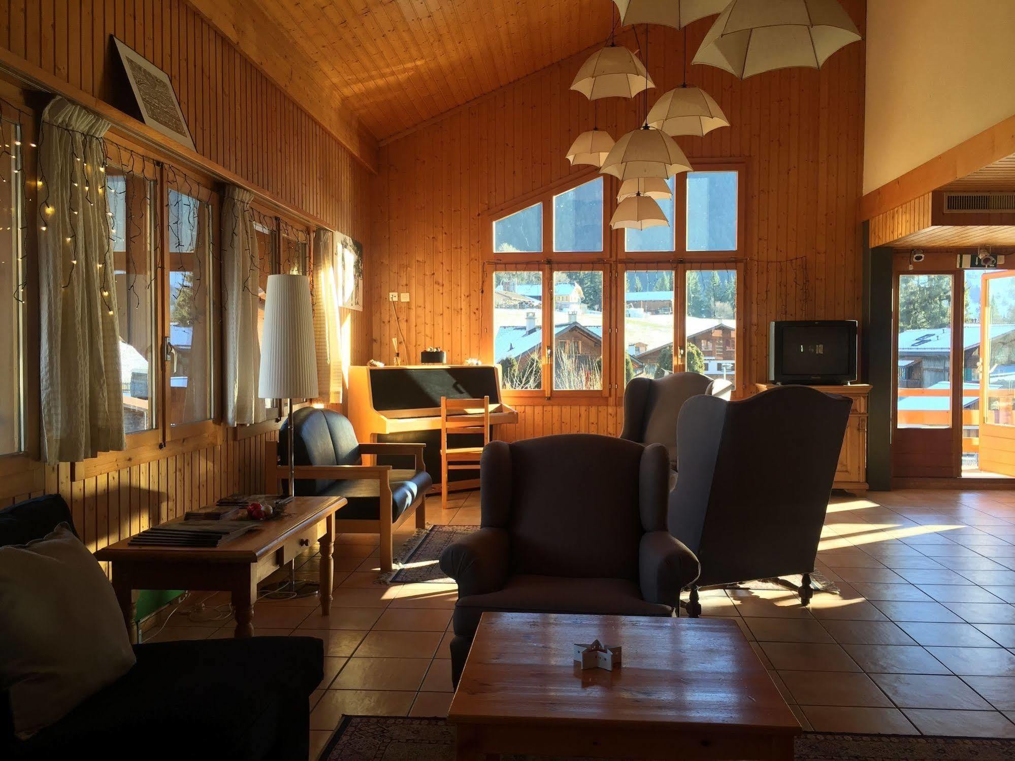 Hotel Roc Et Neige Chateau-d'Oex Luaran gambar